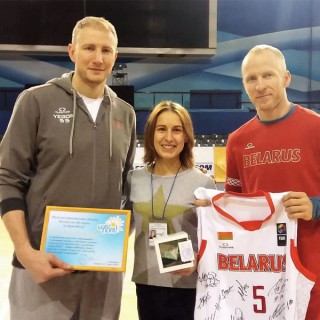 Мужская сборная Беларуси приняля участие в благотворительной акции