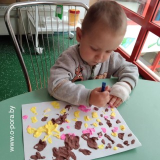 В КОРОБКАХ